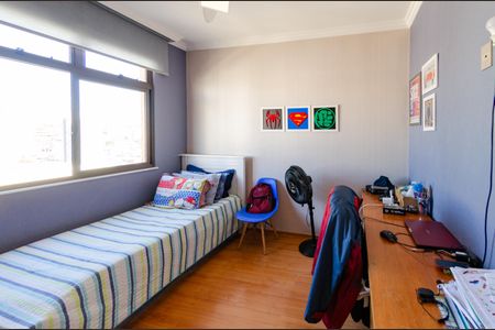 Apartamento à venda com 129m², 4 quartos e 2 vagasQuarto 3