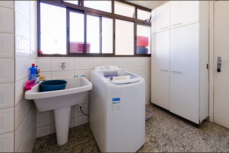 Apartamento à venda com 129m², 4 quartos e 2 vagasÁrea de serviço