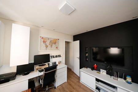 Casa à venda com 194m², 4 quartos e 2 vagasQuarto 2