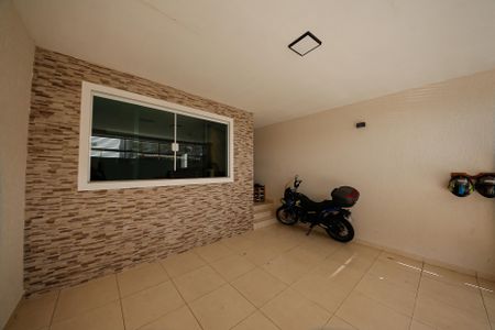 Casa à venda com 194m², 4 quartos e 2 vagasGaragem
