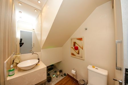 Lavabo de casa à venda com 4 quartos, 194m² em Vila Lucia, São Paulo