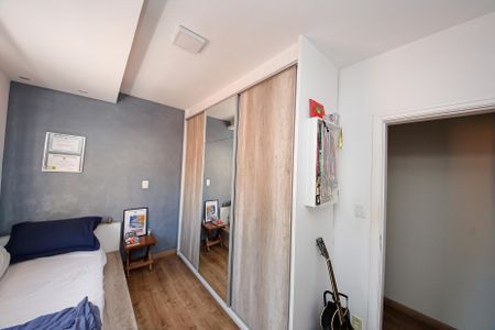 Casa à venda com 194m², 4 quartos e 2 vagasQuarto 3