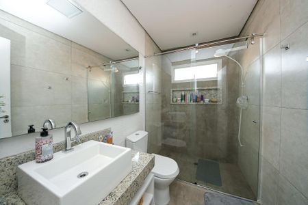 Casa à venda com 194m², 4 quartos e 2 vagasBanheiro Suíte