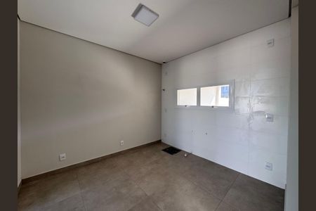 Casa à venda com 117m², 3 quartos e 2 vagasSala
