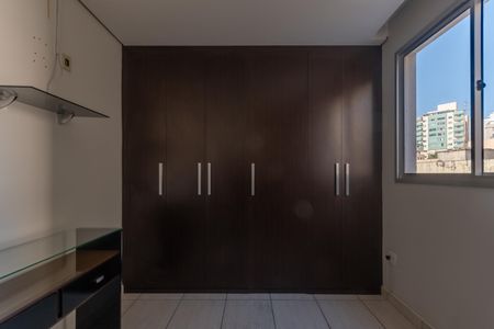 Apartamento à venda com 57m², 2 quartos e 2 vagasSuíte