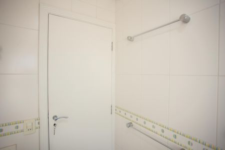 Casa para alugar com 220m², 4 quartos e 2 vagasBanheiro