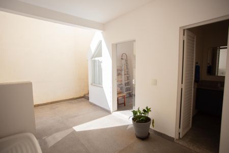 Casa para alugar com 220m², 4 quartos e 2 vagasÁrea de Serviço