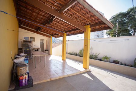 Casa para alugar com 220m², 4 quartos e 2 vagasÁrea gourmet