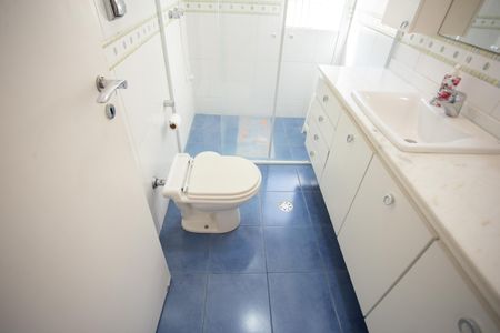 Casa para alugar com 220m², 4 quartos e 2 vagasBanheiro