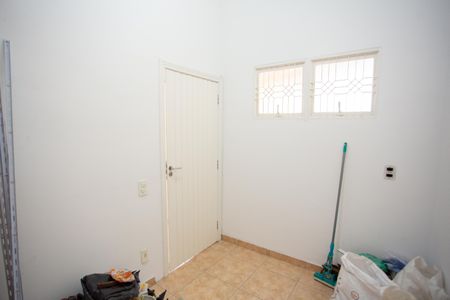 Casa para alugar com 220m², 4 quartos e 2 vagasÁrea de Serviço