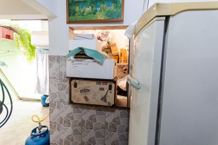 Casa à venda com 150m², 2 quartos e 2 vagasQuarto de Serviço