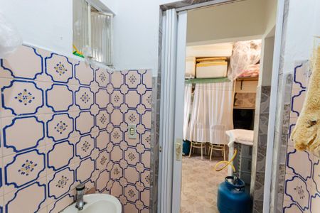 Casa à venda com 150m², 2 quartos e 2 vagasBanheiro de Serviço