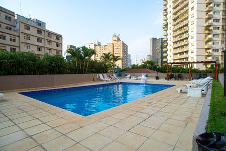 Apartamento para alugar com 32m², 1 quarto e 1 vaga Apartamento para alugar com 32m², 1 quarto e 1 vagaÁrea comum - Piscina