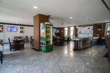 Apartamento para alugar com 32m², 1 quarto e 1 vaga Apartamento para alugar com 32m², 1 quarto e 1 vagaÁrea comum - Restaurante