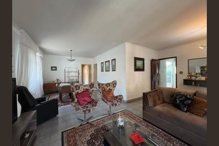 Sala de casa à venda com 3 quartos, 378m² em Vila Lucinda, Santo André