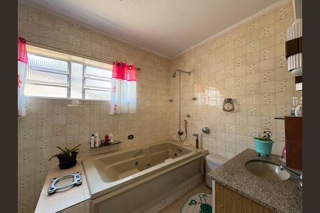 Casa à venda com 378m², 3 quartos e 11 vagasBanheiro