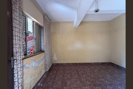 Casa à venda com 378m², 3 quartos e 11 vagasQuarto de Serviço