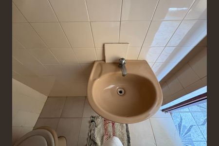 Casa à venda com 378m², 3 quartos e 11 vagasBanheiro de Serviço