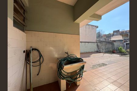 Casa à venda com 378m², 3 quartos e 11 vagasÁrea de Serviço 2