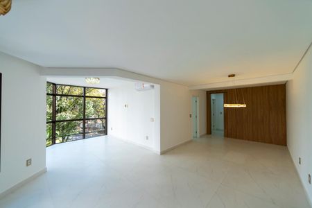 Apartamento à venda com 130m², 3 quartos e 2 vagasSala