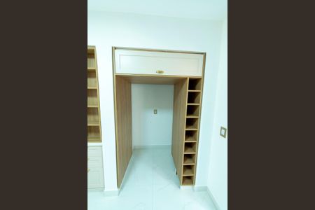 Apartamento à venda com 130m², 3 quartos e 2 vagasCozinha