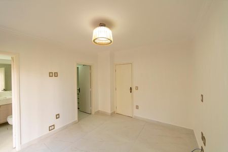 Apartamento à venda com 130m², 3 quartos e 2 vagasSuite