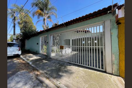 Casa à venda com 300m², 6 quartos e 4 vagasFachada