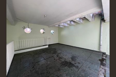 Casa à venda com 300m², 6 quartos e 4 vagasGaragem