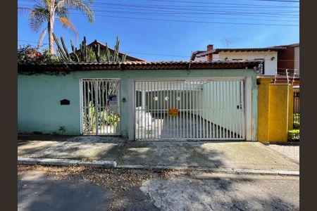 Casa à venda com 300m², 6 quartos e 4 vagasFachada