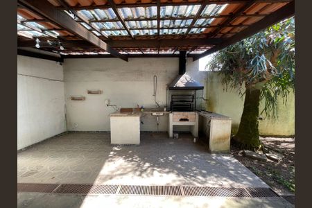 Casa à venda com 300m², 6 quartos e 4 vagasChurrasqueira