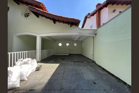 Casa à venda com 300m², 6 quartos e 4 vagasGaragem