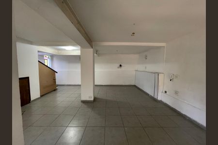 Casa à venda com 300m², 6 quartos e 4 vagasÁrea comum