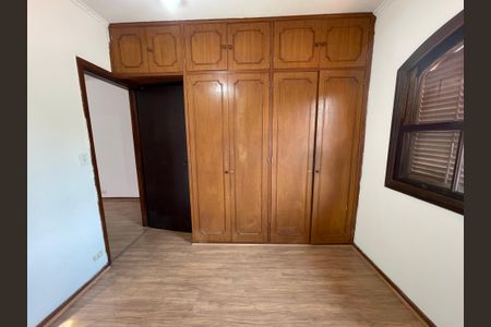 Casa à venda com 300m², 6 quartos e 4 vagasQuarto 5