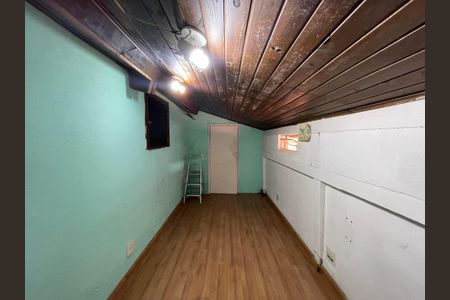 Casa à venda com 300m², 6 quartos e 4 vagasQuarto 3