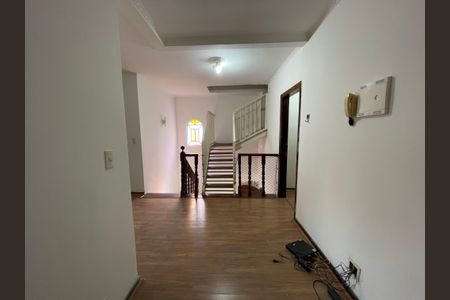 Casa à venda com 300m², 6 quartos e 4 vagasHall quartos