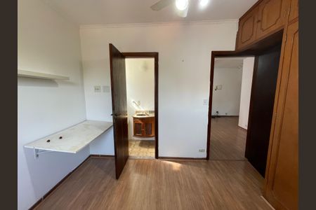 Casa à venda com 300m², 6 quartos e 4 vagasQuarto 5