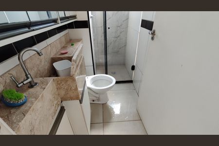 Apartamento para alugar com 42m², 2 quartos e sem vagaBanheiro