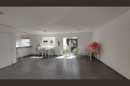 Apartamento para alugar com 42m², 2 quartos e sem vagaÁrea comum