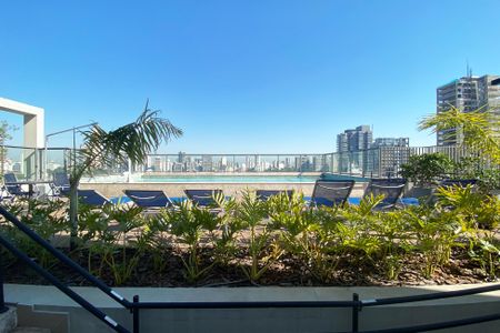 Apartamento à venda com 26m², 1 quarto e sem vagaÁrea comum - Piscina