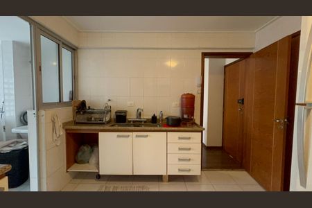 Apartamento à venda com 80m², 2 quartos e 1 vagaCozinha