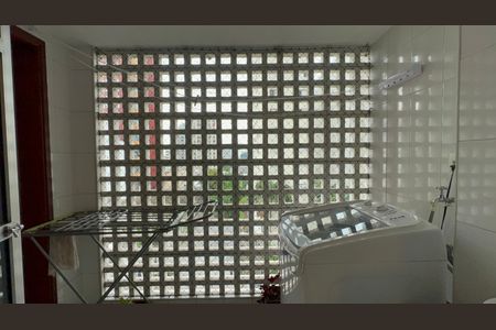 Apartamento à venda com 80m², 2 quartos e 1 vagaÁrea de Serviço