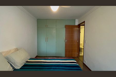 Apartamento à venda com 80m², 2 quartos e 1 vagaQuarto 2