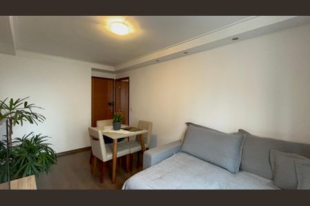 Apartamento à venda com 80m², 2 quartos e 1 vagaSala