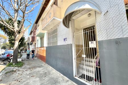 Casa para alugar com 370m², 3 quartos e sem vagaFachada