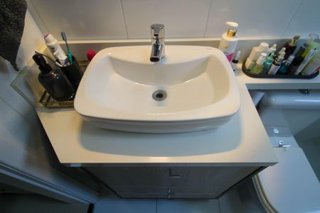 Casa à venda com 90m², 3 quartos e 2 vagas Casa à venda com 90m², 3 quartos e 2 vagasBanheiro da Suíte