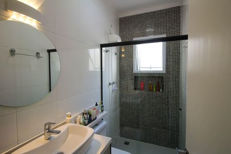 Casa à venda com 90m², 3 quartos e 2 vagas Casa à venda com 90m², 3 quartos e 2 vagasBanheiro da Suíte