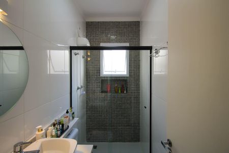 Casa à venda com 90m², 3 quartos e 2 vagas Casa à venda com 90m², 3 quartos e 2 vagasBanheiro da Suíte