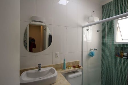 Casa à venda com 90m², 3 quartos e 2 vagas Casa à venda com 90m², 3 quartos e 2 vagasBanheiro