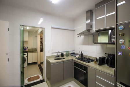Casa à venda com 90m², 3 quartos e 2 vagas Casa à venda com 90m², 3 quartos e 2 vagasCozinha