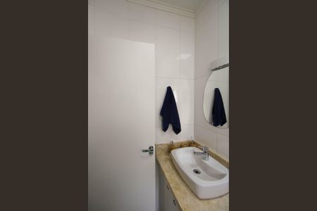 Casa à venda com 90m², 3 quartos e 2 vagas Casa à venda com 90m², 3 quartos e 2 vagasBanheiro